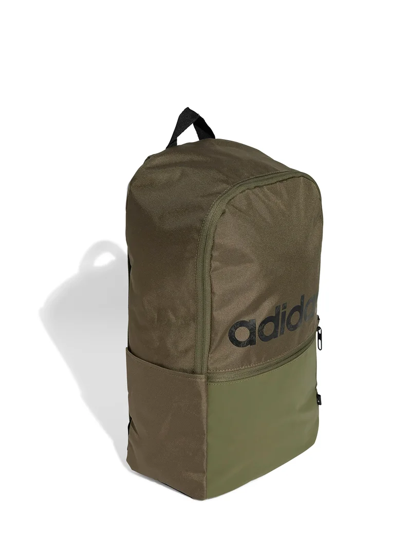 adidas حقيبة ظهر كلاسيكية للاستخدام اليومي