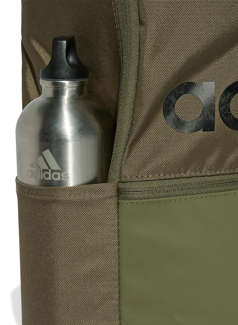 adidas حقيبة ظهر كلاسيكية للاستخدام اليومي