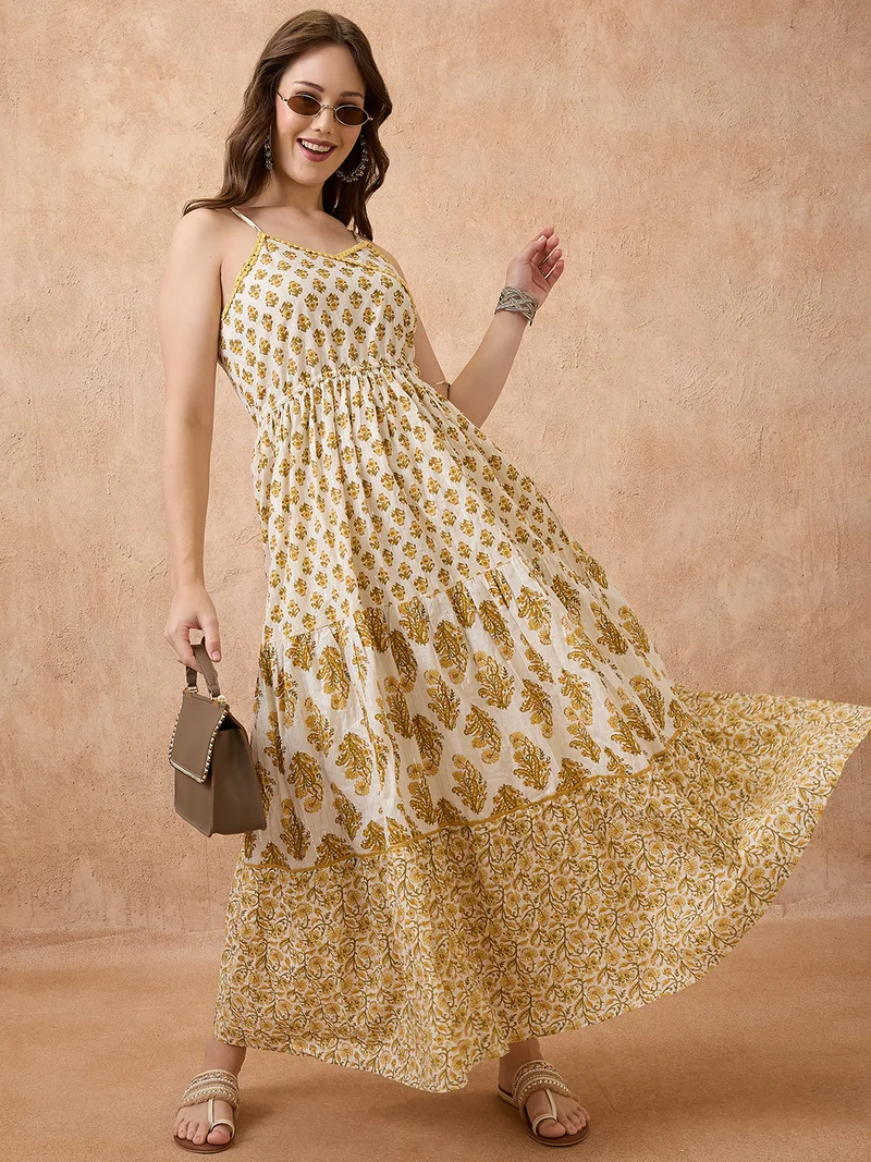 globus Globus Women Floral Print V-Neck Shoulder Strap Fit & Flared Tiered Maxi Fusion Dress