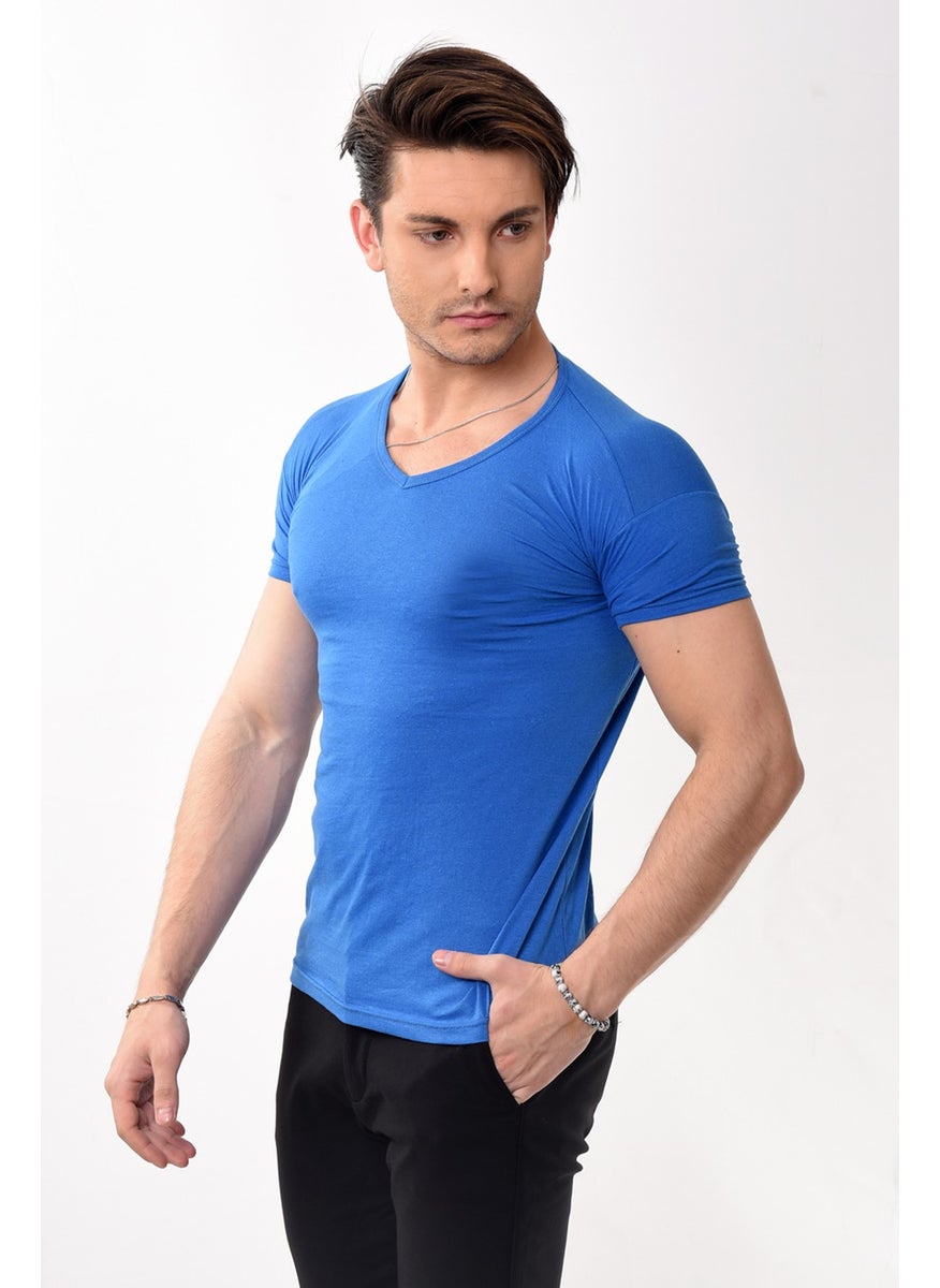 Belifanti Collection تي شيرت رجالي ضيق بسيط بياقة على شكل V لون أزرق ساكس  - Image 4