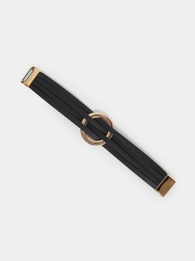 ستايلي سوار جلدي ملفوف من Styli