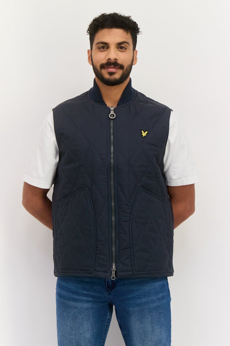 Lyle & Scott Men Brand Logo Quilted Jacket Vest, Navy - Image 1
