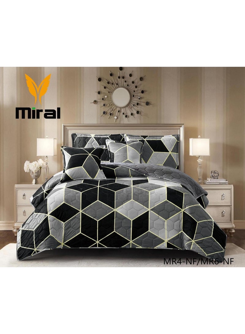 ميرال مفرش شتوي نفر ونص مضغوط، مقاس 160×210 سم | 4 قطع | وجه مشجر ووجه فرو، بتصميم سداسي فاخر - Image 1