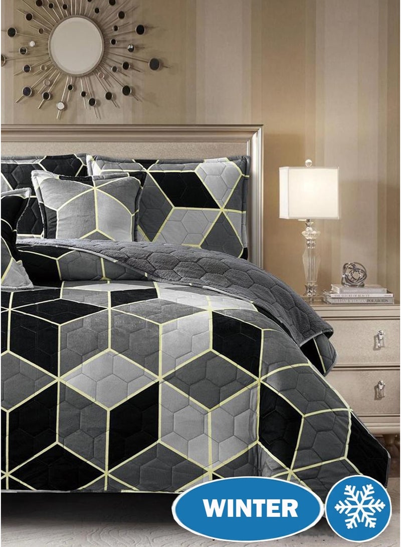 ميرال مفرش شتوي نفر ونص مضغوط، مقاس 160×210 سم | 4 قطع | وجه مشجر ووجه فرو، بتصميم سداسي فاخر - Image 2