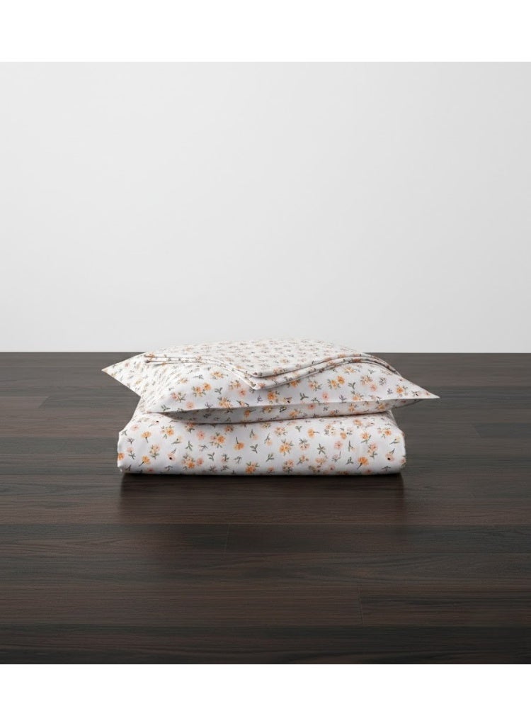 3-Piece 150 GSM Microfiber King Size Bed Sheet Set - Peach Ditsy Floral Print, Includes 1 Flat Sheet (270x250 CM) & 2 Pillowcases (50x75 CM) - Image 5