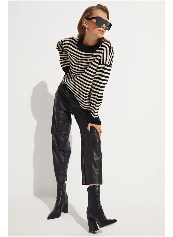 جون June Pu Leather Trouser Black