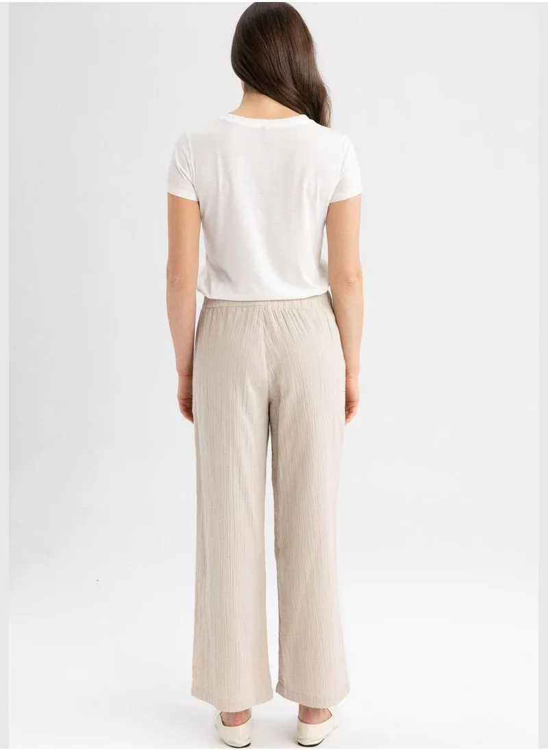 ديفاكتو Woman Wide Leg Woven Trousers