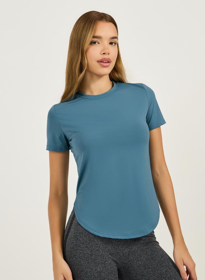 ستايلي اكتيف بلوزة بحافة منحنية وأكمام قصيرة - Image 3