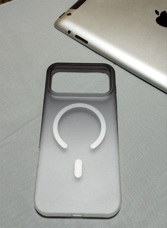 جراب شفاف لهاتف آيفون 17 برو ماكس  بتقنية MagSafe، ظهر غير لامع مقاوم للخدوش والصدمات، حلقة مغناطيسية قوية متوافقة مع الشحن اللاسلكي، ألوان باستيل عصرية، حماية كاملة للكاميرا، خفيف الوزن وسهل التركيب، متوافق مع آيفون 17 برو ماكس - أسود - Image 1