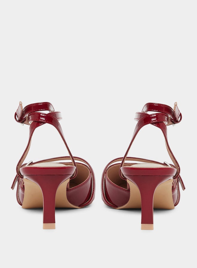 ريد حذاء بكعب قطة مع سيور بإبزيم - Image 4