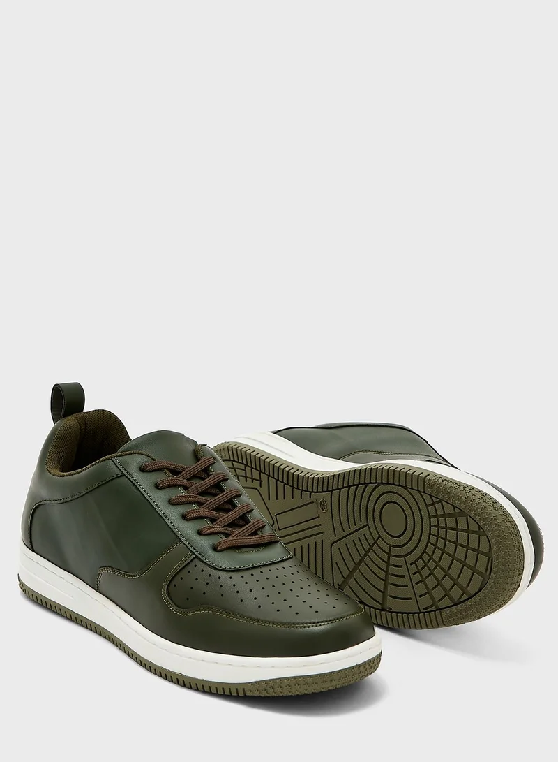 Seventy Five Casual Sneakers