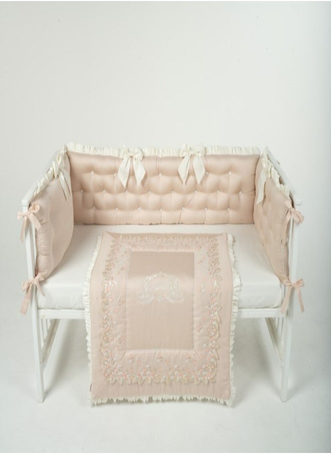 Monnet Baby Newborn Bedding Set Cream Daisies, Comfort for Your Little One's Nursery | Newborn Bedding, Nursery Decor, Infant Comfort  - Image 1