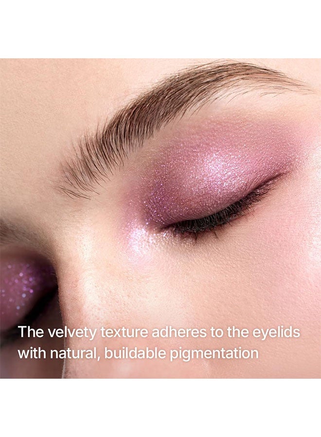 ديكالو لوحة ظلال عيون بـ 18 لونًا، ماتي ولامع، مكياج عيون قابل للدمج بشكل ممتاز، مقاوم للماء، يدوم طويلاً، لوحة مكياج عيون عالية الصبغة للنساء. نسيجها ناعم، ألوانها رقيقة، حلوة مثل التوت. - Image 2