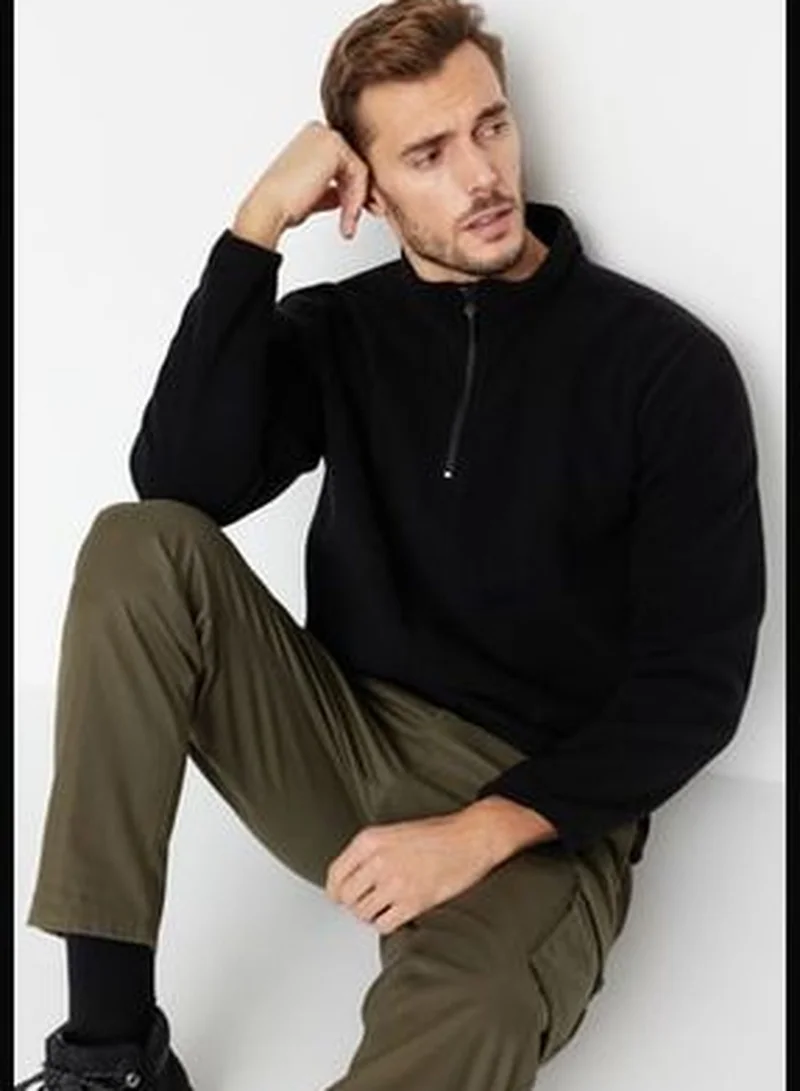 trendyol Black Men's Regular/Regular Cut Standing Collar Zippered Fleece Warm Thick Sweatshirt.
