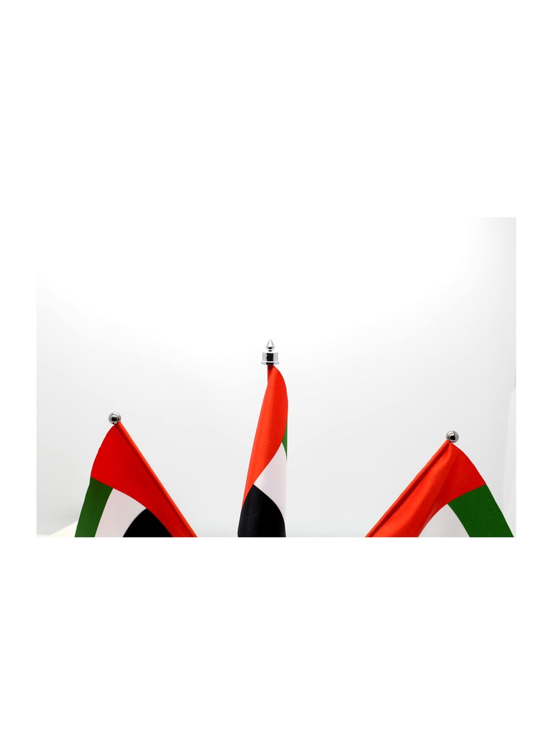 ماركة غير محددة حامل طاولة علم الإمارات العربية المتحدة - حامل سارية علم متين للمكتب أو المنزل أو المكتب أو المناسبات لتزيين طاولة المؤتمرات - حامل علم معدني فضي للمدارس - حامل عمود أعلام صغير ثلاثي  - Image 3