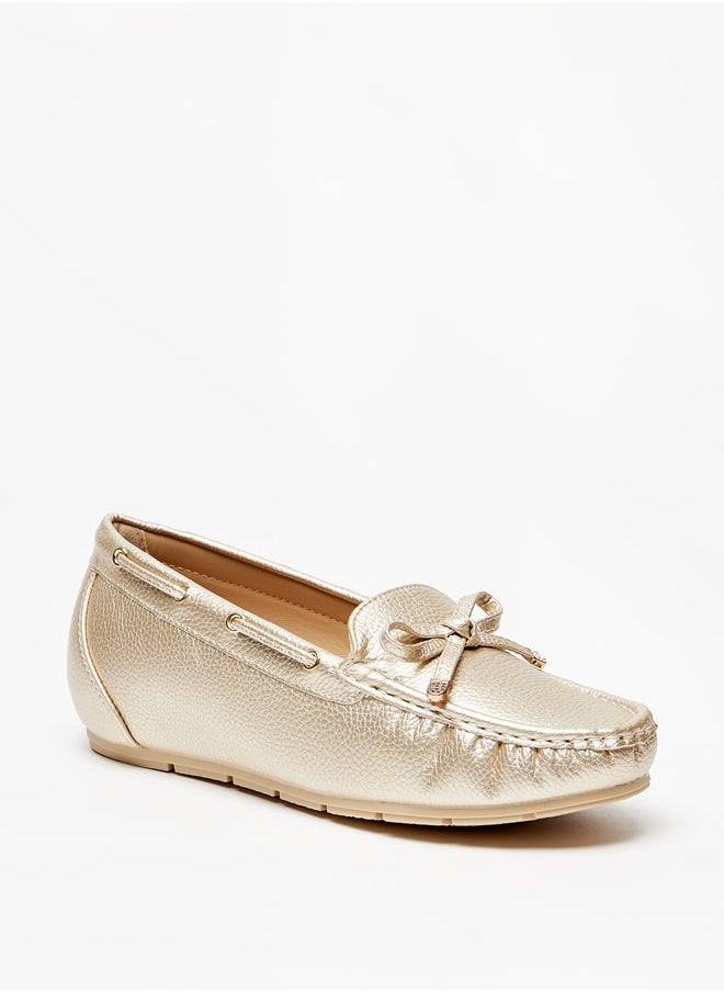 Le Confort - Women's Textured Slip-On Loafers with Bow Accent - Image 1