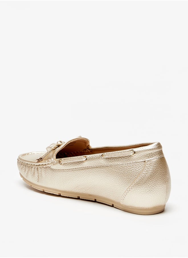 Le Confort - Women's Textured Slip-On Loafers with Bow Accent - Image 1