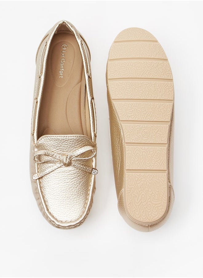 Le Confort - Women's Textured Slip-On Loafers with Bow Accent - Image 1