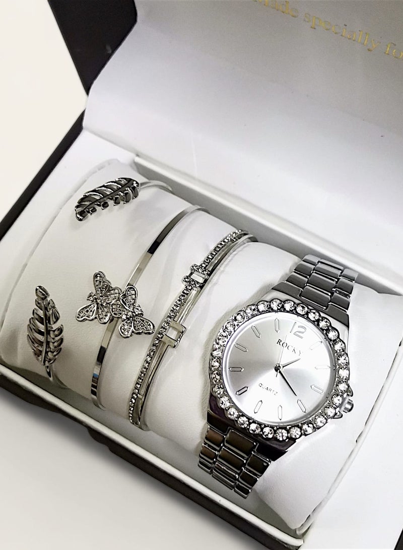 روكي طقم نسائي ماركة روكي يتكون من ساعة ومجموعة من الاساور من الستانلس ستيل - Image 4