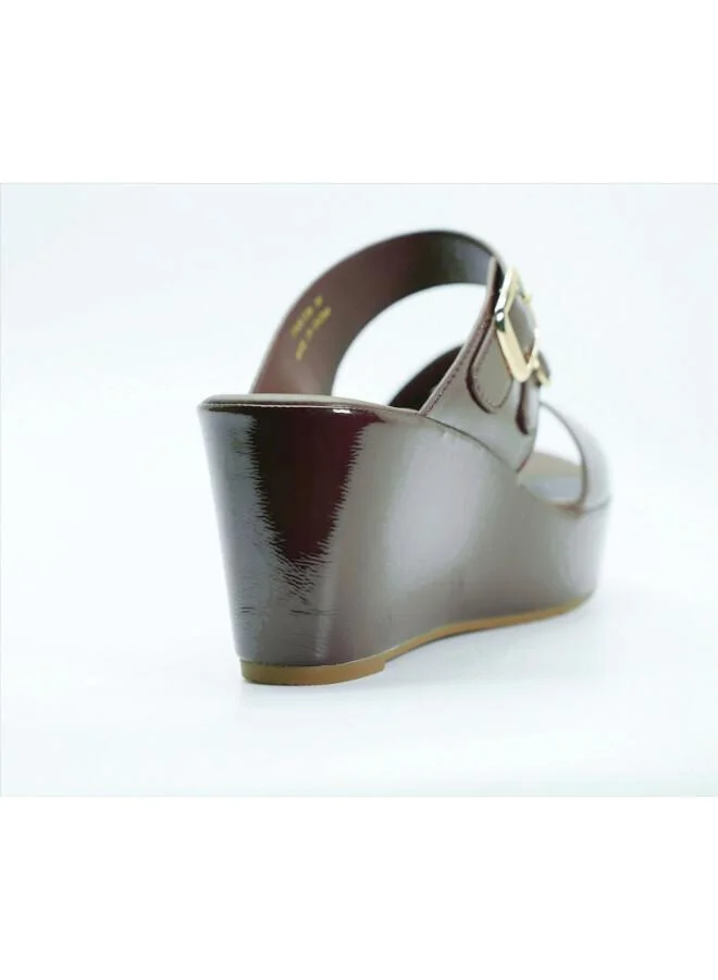 Michelle Morgan Bordo 092-3116 Michelle Morgan Women's Patent Crossover Straps Wedge Heel Sandals 514RJ336 Bordo for Women | Best Price UAE