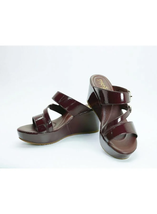 ميشيل مورجان 092-3116 Michelle Morgan Women's Patent Crossover Straps Wedge Heel Sandals 514RJ336 Bordo