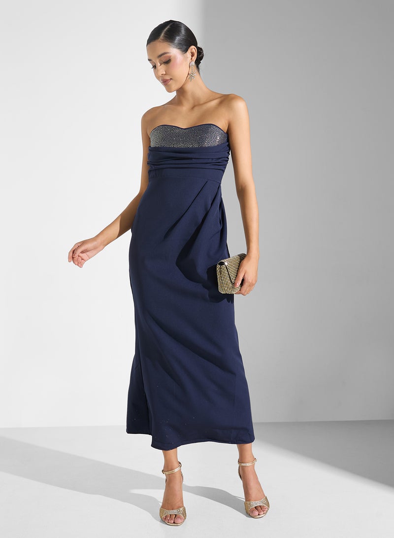 ايلا ليمتد اديشن فستان بياقة قلب مزين بكسرات - Image 4