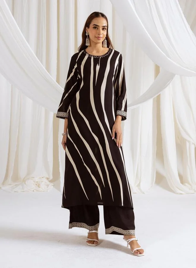 آي شين Women's Black Rayon Printed Tunic Upper Calf Length Palazzo Bottom Straight Fit 2 Peice Kurta Set