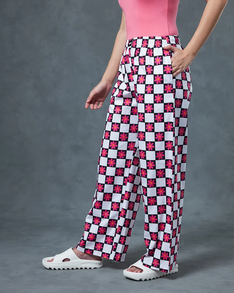 bewakoof Women's White All Over Printed Oversized Pyjamas