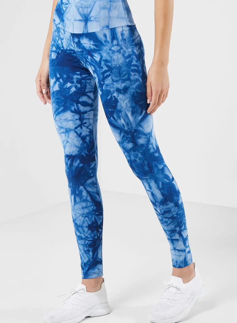 FRWD Printed Athletic Sports Bra & Leggings Set