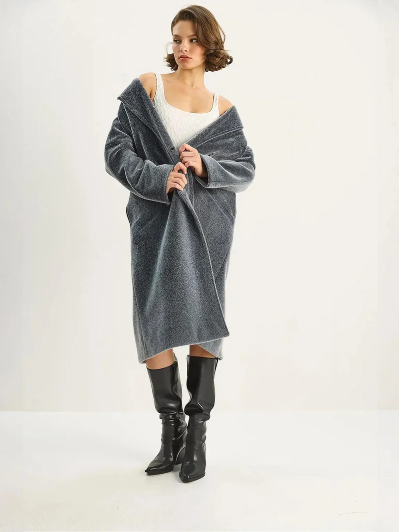 Bianco Lucci LUCCI Plush Buttoned Coat