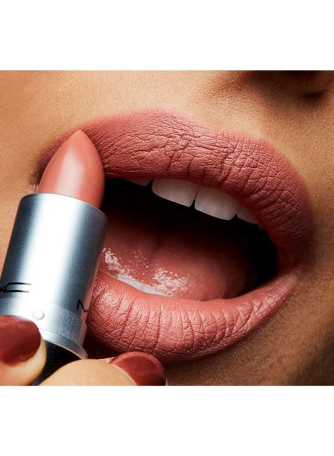 MAC Long Lasting Matte Lipstick Yash - Image 3