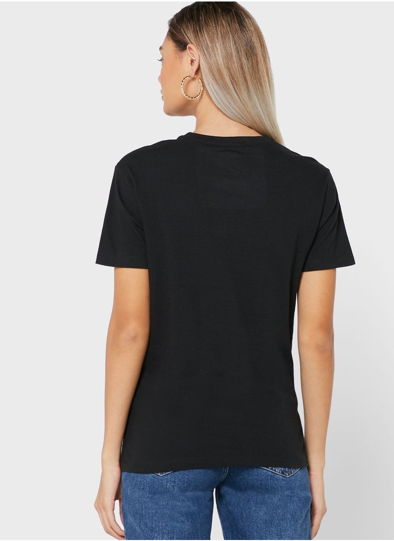 DIFUZED - Nintendo Super Mario Love T-Shirt - Image 1