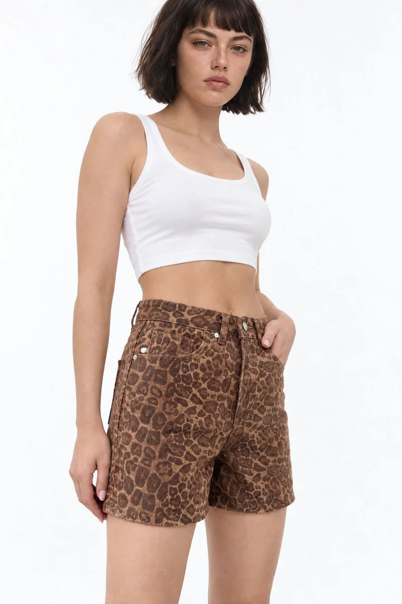 سكوالو SQUALO High-Waist Leopard Denim Shorts