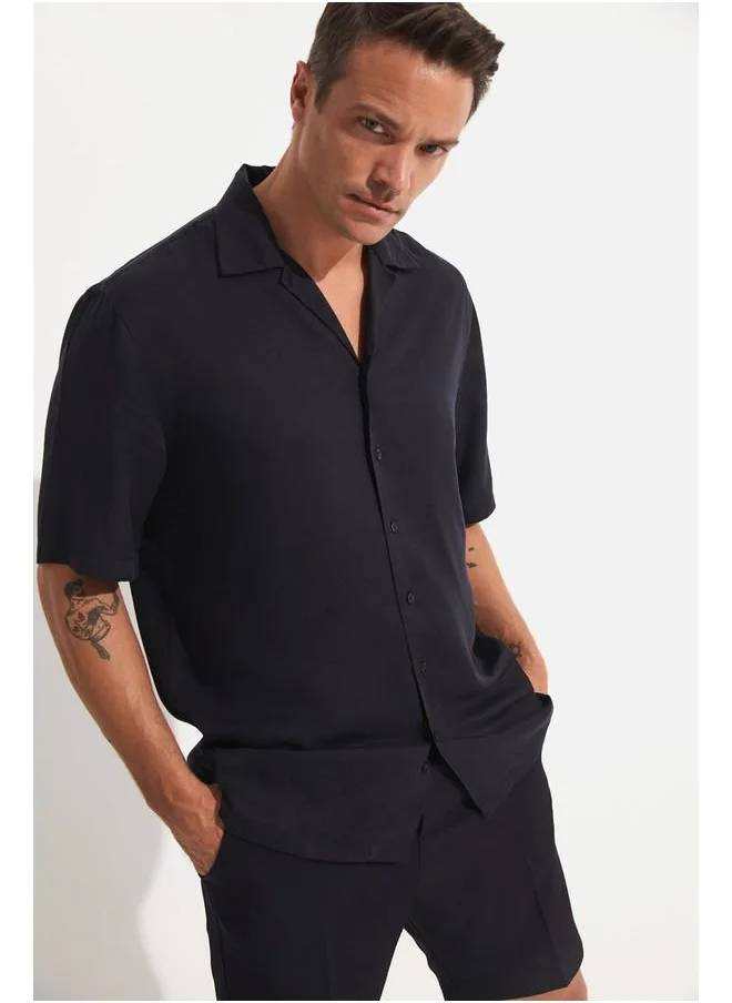 JUNE June Exclusive Men Oversize Shirt Navy