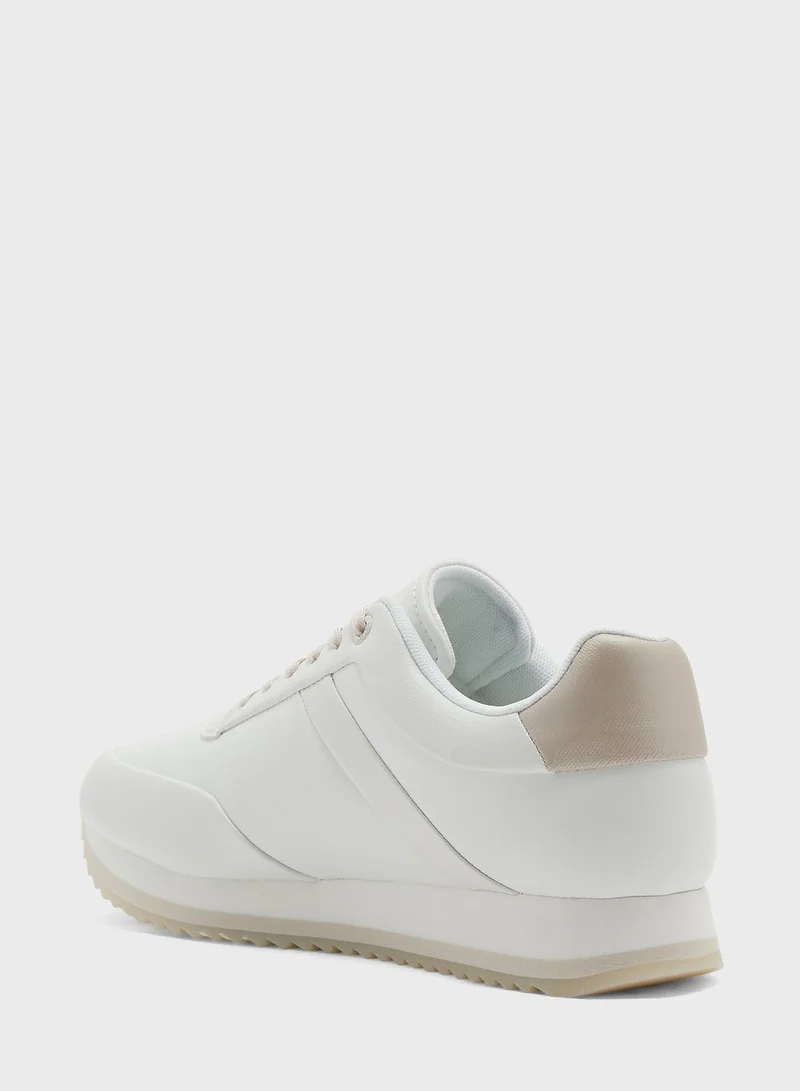 CALVIN KLEIN Lace Up Low Top Sneakers