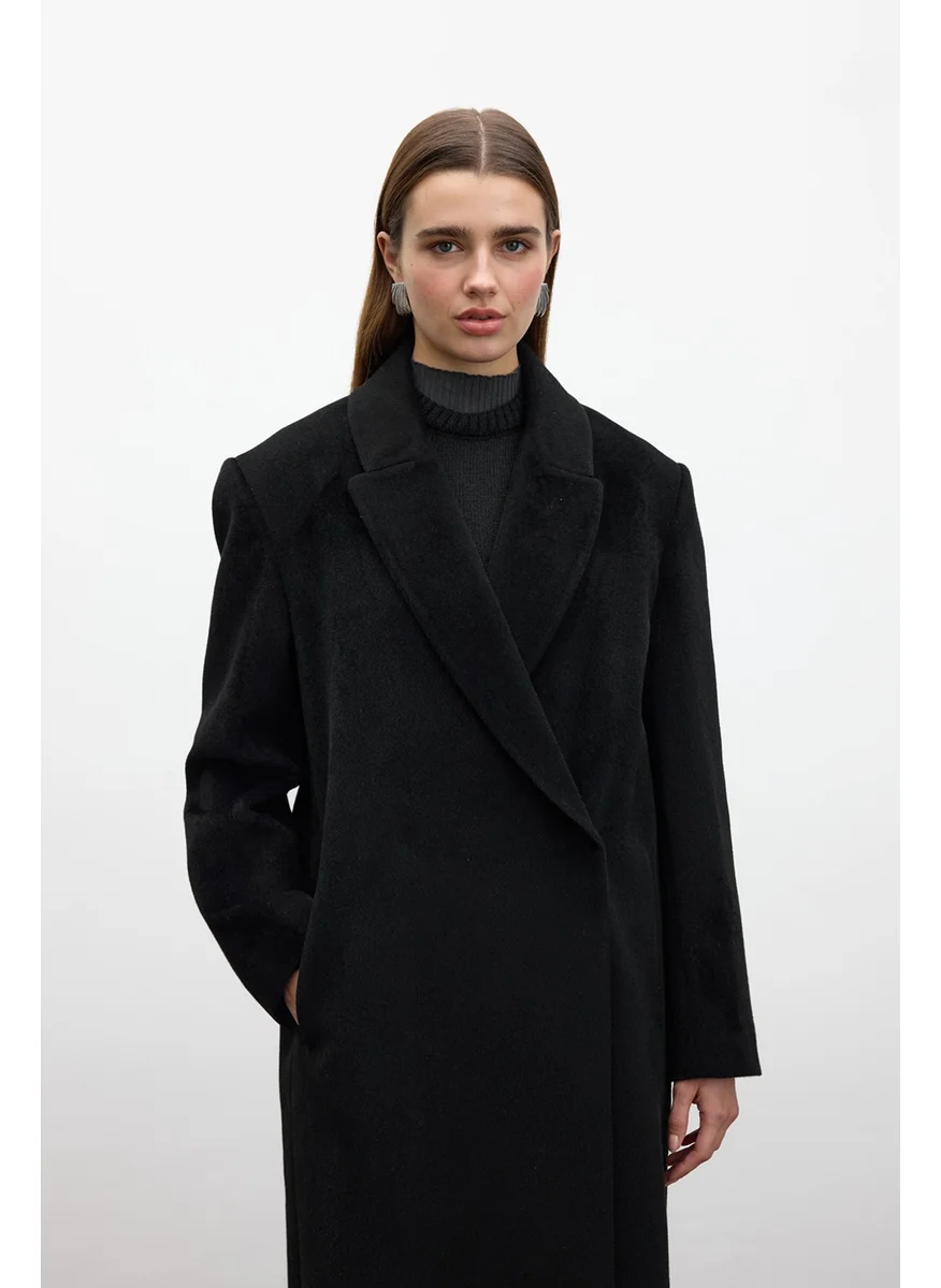 مانوكا Belted Long Cashmere Coat Black