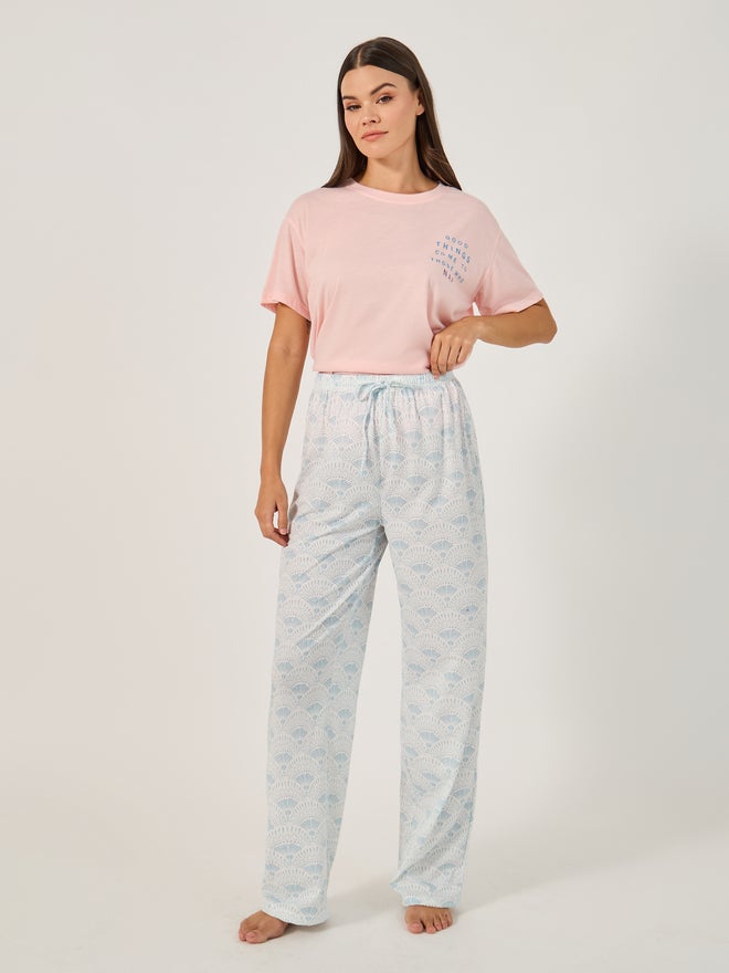 Styli Styli Unwind Printed Pajama Set with Round Neck T-Shirt  - Image 2