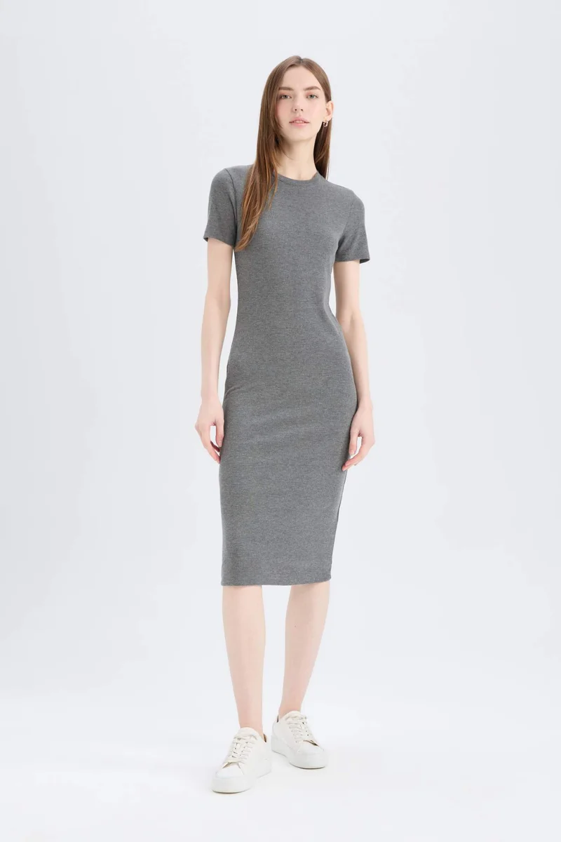 ديفاكتو Bodycon Crew Neck Camisole Midi Dress