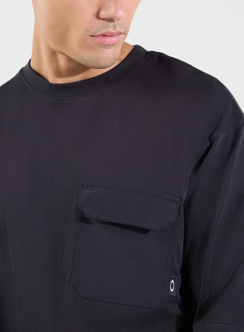 OAKLEY Roam Commuter Pocket T-Shirt