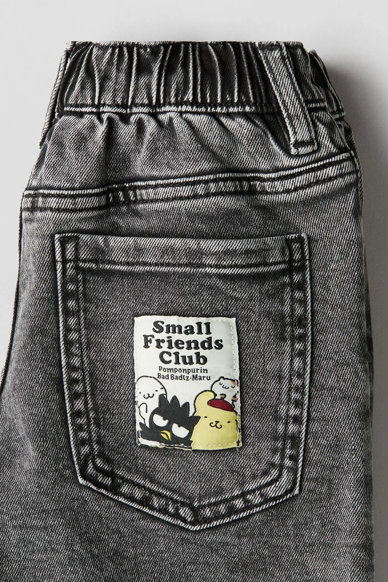 H&M Appliquéd Jeans