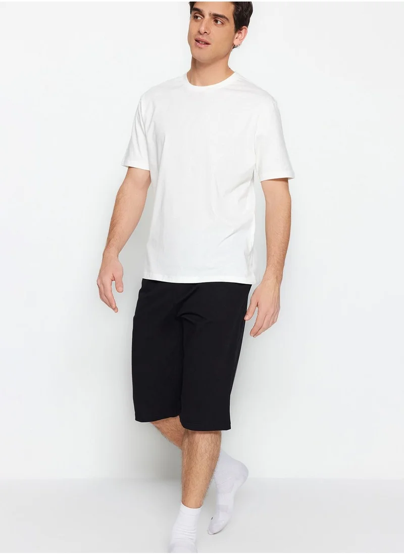 ترينديول Essential Crew Neck T-Shirt And Pyjamas Set