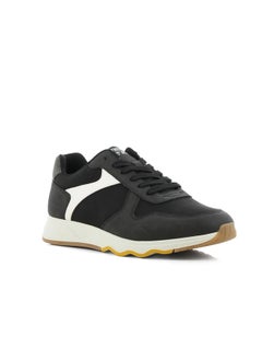 Low Top Sneaker