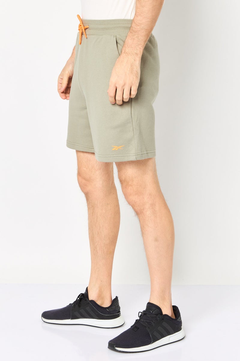 Reebok Men Sportswear Fit Outdoor Shorts, Grey - Image 4