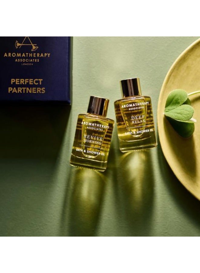 Aromatherapy Associates مجموعة هدايا الشركاء المثاليين. 2 زيوت استحمام ودش فاخرة (0.3 أونصة سائلة لكل منها) في صندوق هدايا مزخرف. - Image 4