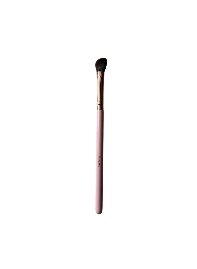 NOAK N118 Eye Shadow Brush | Seamless Makeup Application | Smooth, Even & Streak-Free Finish | Soft Dense Bristles | Reusable Makeup Brush (NOAK N118) - Image 1