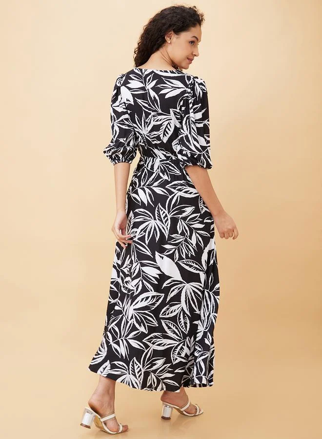 globus Women All-Over Print Cut Out Detail A-Line Maxi Dress