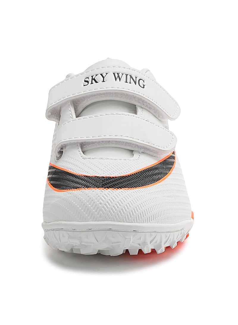 جناح السماء حذاء كرة قدم SKY WING للأولاد والبنات بنعل IC أو IN بحلقة وخطاف وحلقة مناسب للأطفال من الجنسين للاستخدام الداخلي والخارجي ومناسب للأطفال الصغار والكبار - Image 3