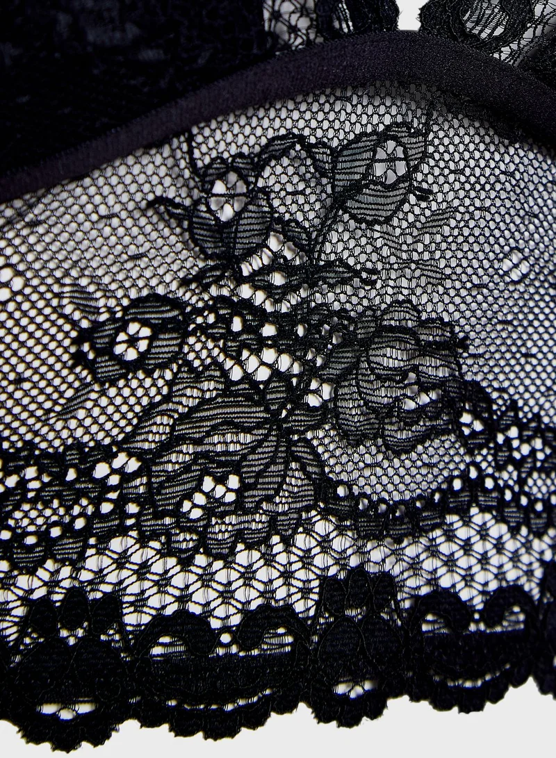 TOPSHOP Lace T-Shirt Bralette