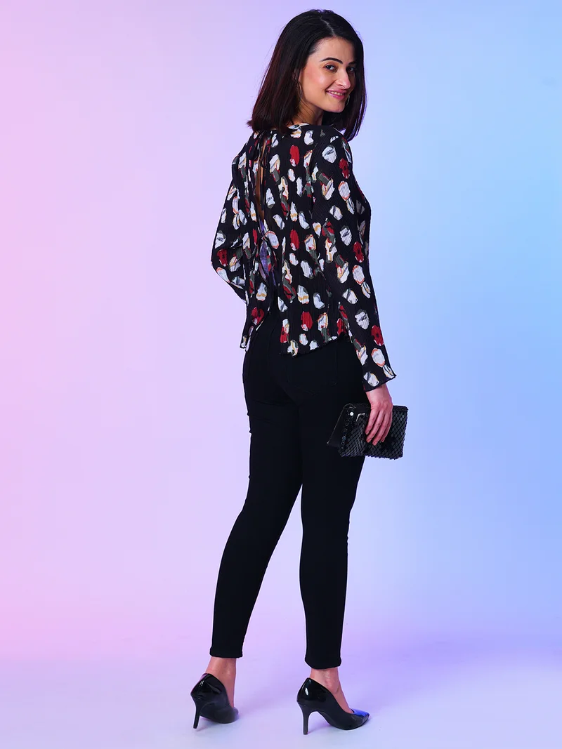 globus Women Round Neck Long Sleeves Conversational Print Regular Party Top