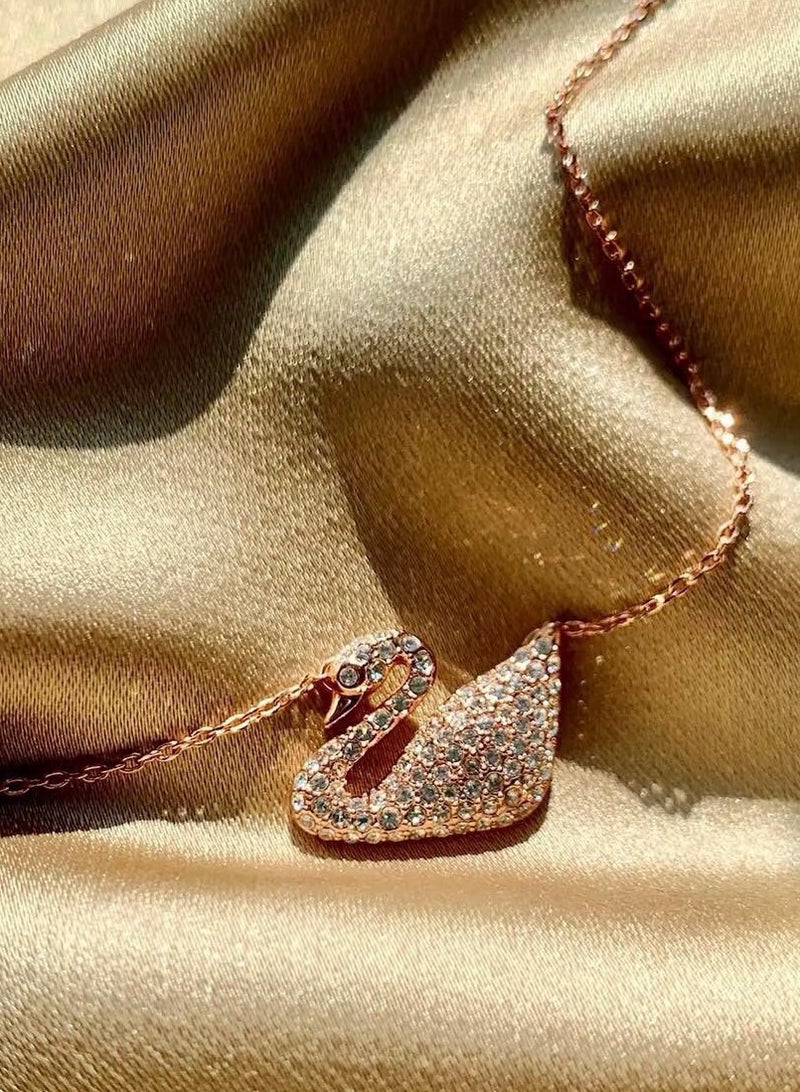 Rose gold swan pendant necklace for women  - Image 3
